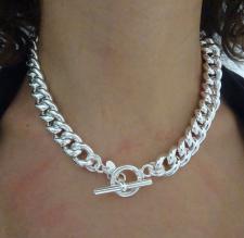 Sterling silver hollow curb necklace 14mm. Toggle clasp.