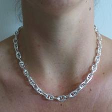 Anchor chain necklace in silver