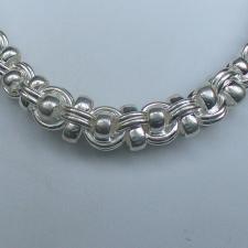 Solid silver graduated necklace