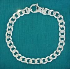 Sterling silver solid diamond cut curb bracelet 8mm x 2,5mm.