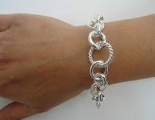 Silver textured round link bracelet