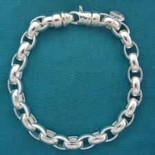 Sterling silver solid oval rolo link bracelet 7.5mm. Rotating clasp.
