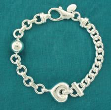 Solid sterling silver bracelet with heart 16mm.