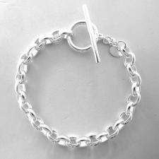 Bracciale a catena ovale e chiusura a barretta