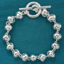 Solid sterling silver knot bracelet 10mm, 44 grams. Toggle bracelet.