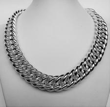 Sterling silver hollow double curb link necklace 18mm. 131 grams.