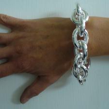 Sterling silver large oval link bracelet 24mm. Hollow chain. 81 grams.