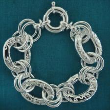 Sterling silver textured oval link 22mm. Made in Italy.