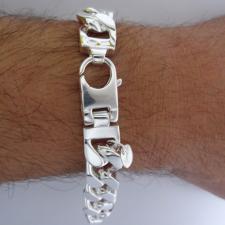 Bracciale argento uomo con piastra centrale.