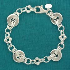 Solid sterling silver, fancy flat link bracelet 13,5mm.