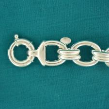 Handmade silver bracelet oval link