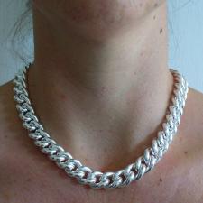 Silver curb necklace for womens