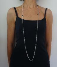 Silver necklace with agate beads