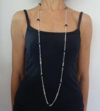 Silver necklace with onyx beads