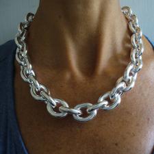 Silver oval link necklace 