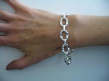 Women's oval link bracelet in sterling silver