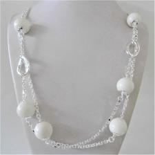 Sterling silver necklace. White agate beads 16mm. Length: 122 cm.