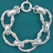 Women's 925 Italy silver bracelet. Large oval link 32mmx23mm.