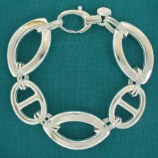 Sterling silver flat ogival link bracelet 22mm.