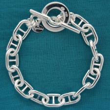 Solid sterling silver anchor chain bracelet 10mm, 37 grams. Toggle bracelet.